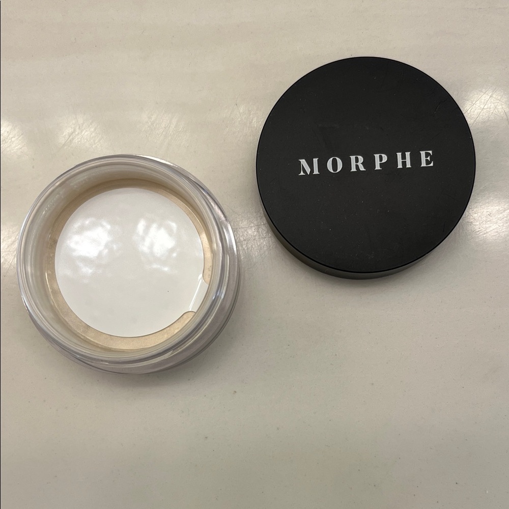 Morphe Matte Finish Setting Powder - mini - Picture 2 of 2